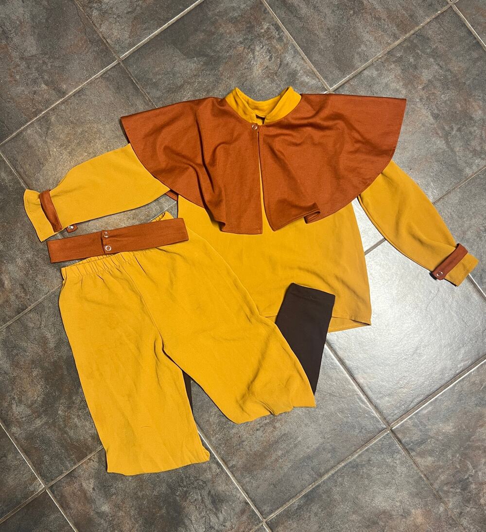 "AANG" LAST AIRBENDER CUSTOM KIDS COSTUME SIZE 4/5 EUC